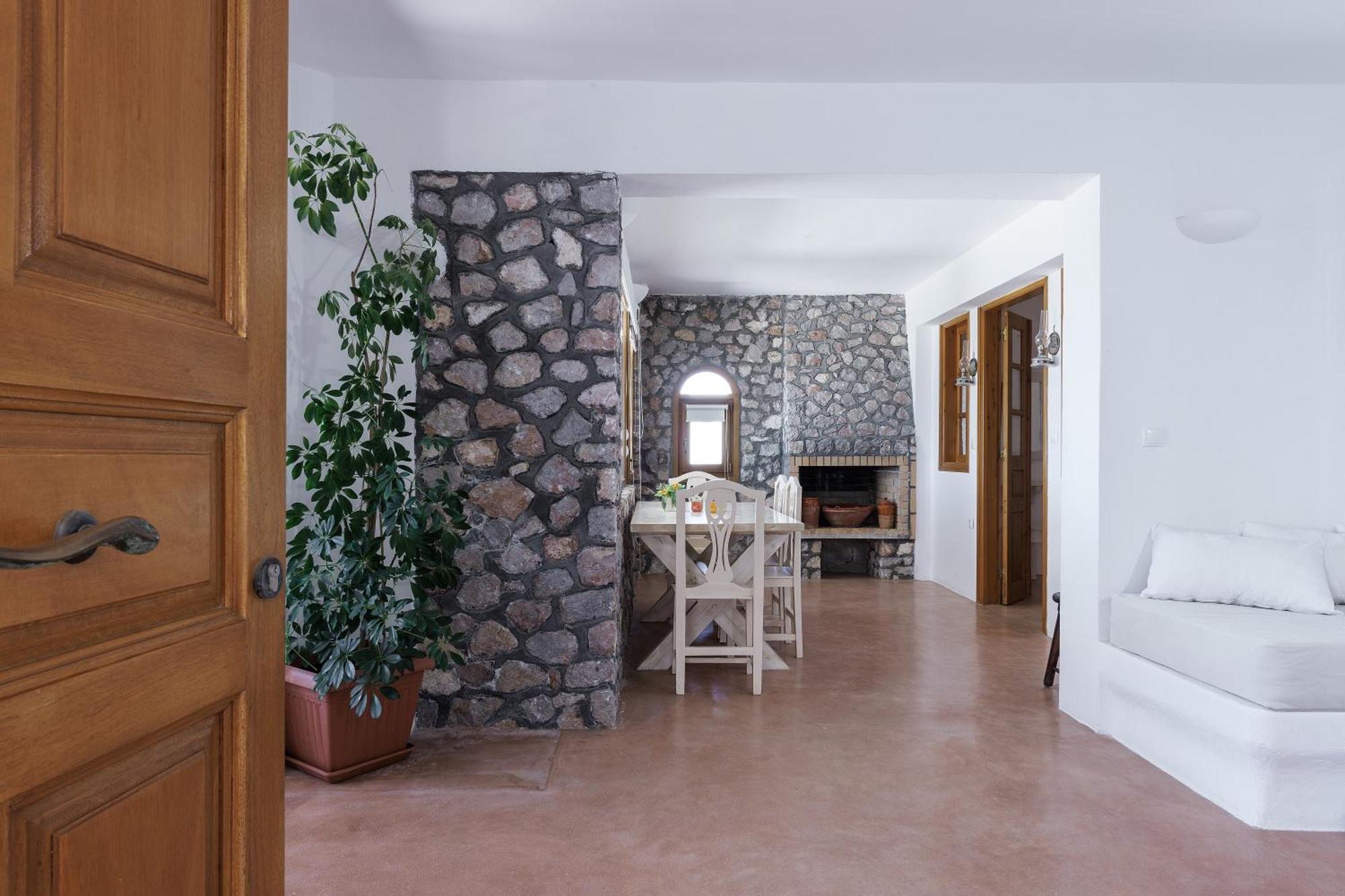 Zatrikion Santorini Villas Pyrgos Kallistis Exterior photo